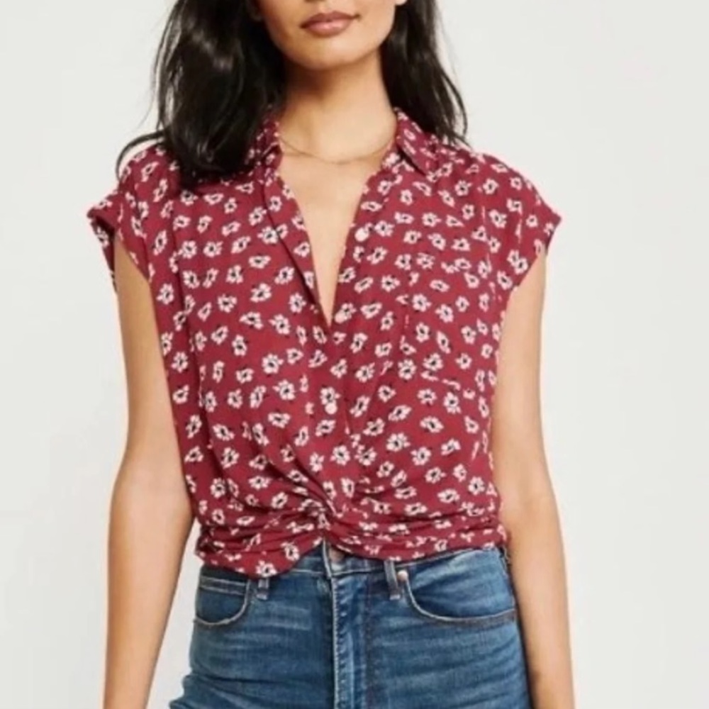 NWT Abercrombie & Fitch floral button up top